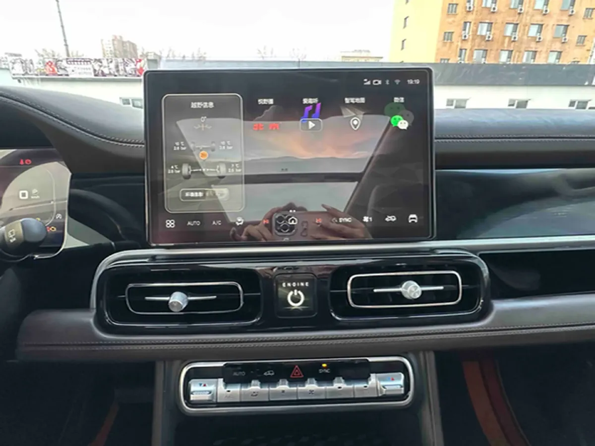 2022 Beijing BJ60 2.0T 267HP L4 8AT,autocango,china used car exporter,china ev exporter,chinese used car exporter,chinese used ev exporter