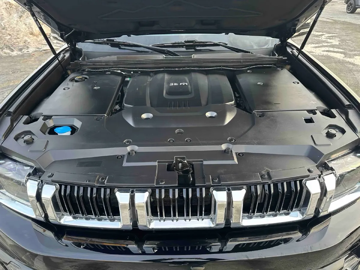 2022 Beijing BJ60 2.0T 267HP L4 8AT,autocango,china used car exporter,china ev exporter,chinese used car exporter,chinese used ev exporter