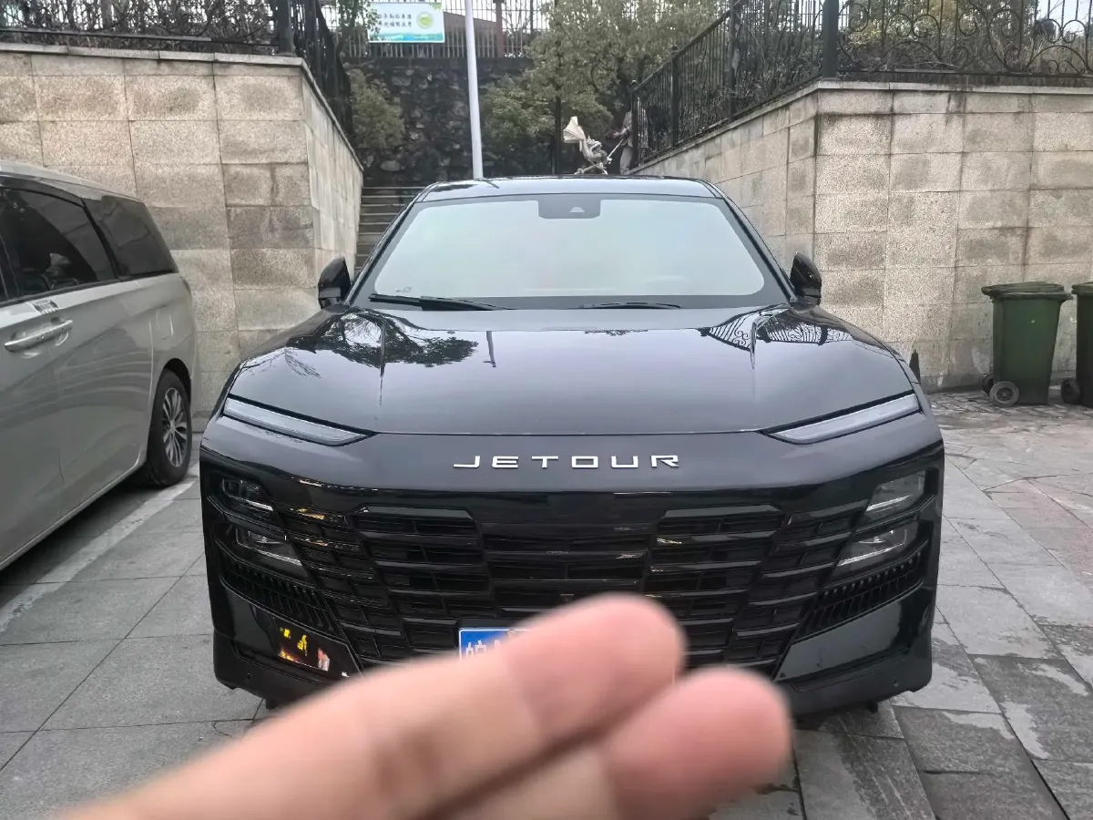 2022 Jetour DASHING 1.6T 197HP L4 7DCT,autocango,china used car exporter,china ev exporter,chinese used car exporter,chinese used ev exporter