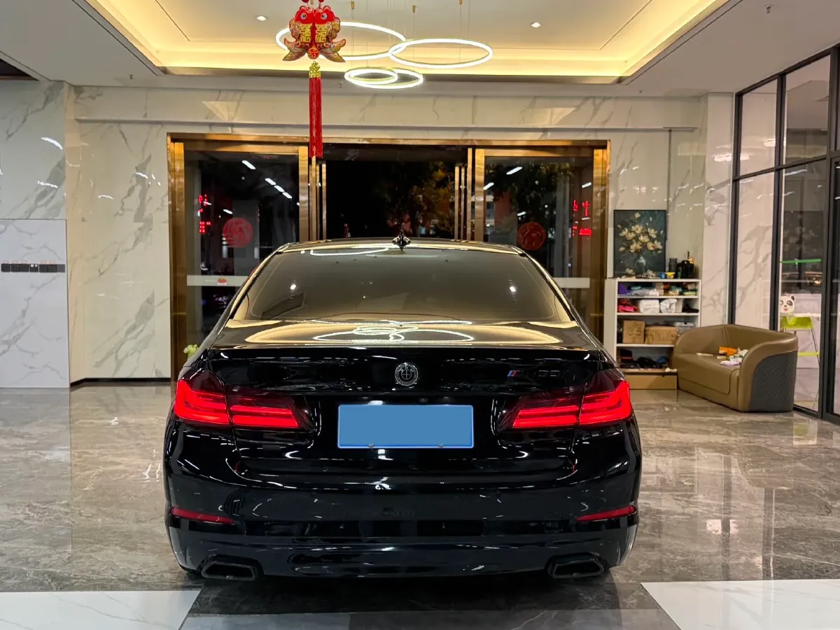 2020 BMW 5 Series 2.0T 184HP L4 8AT,autocango,china used car exporter,china ev exporter,chinese used car exporter,chinese used ev exporter