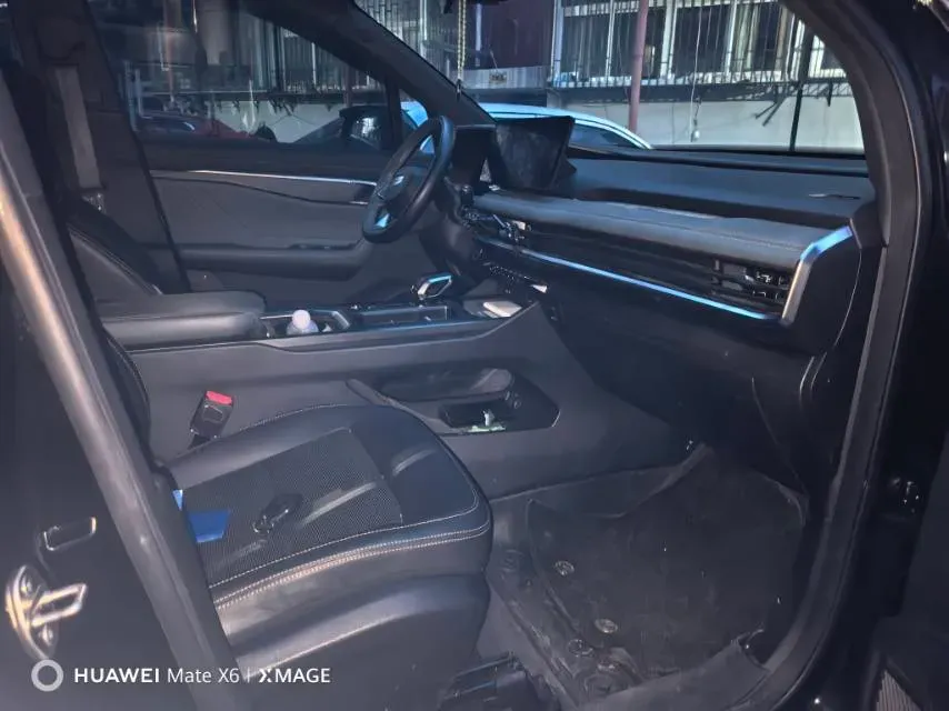 2023 Geely Okavango L 2.0T 218HP L4 7DCT,autocango,china used car exporter,china ev exporter,chinese used car exporter,chinese used ev exporter