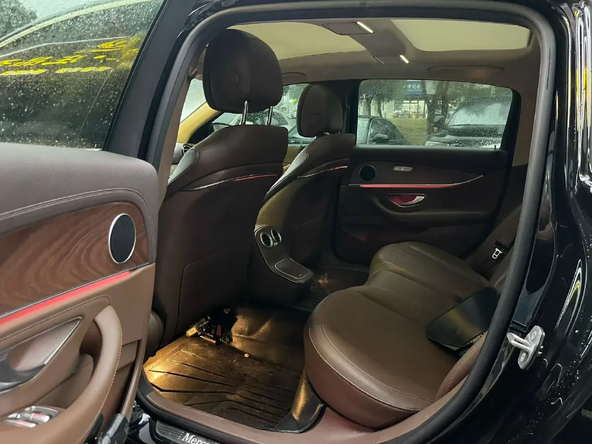 2023 Mercedes-Benz E Class 2.0T 197HP L4 9AT,autocango,china used car exporter,china ev exporter,chinese used car exporter,chinese used ev exporter