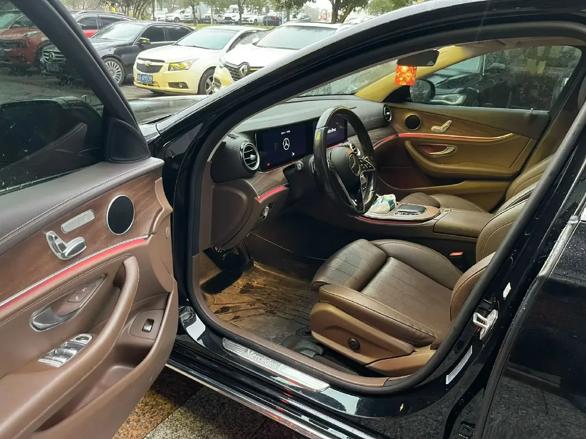 2023 Mercedes-Benz E Class 2.0T 197HP L4 9AT,autocango,china used car exporter,china ev exporter,chinese used car exporter,chinese used ev exporter