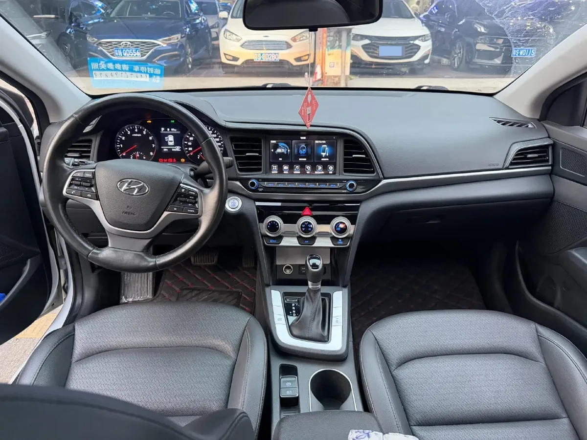 2020 Hyundai Elantra 1.5L 115HP L4 CVT,autocango,china used car exporter,china ev exporter,chinese used car exporter,chinese used ev exporter