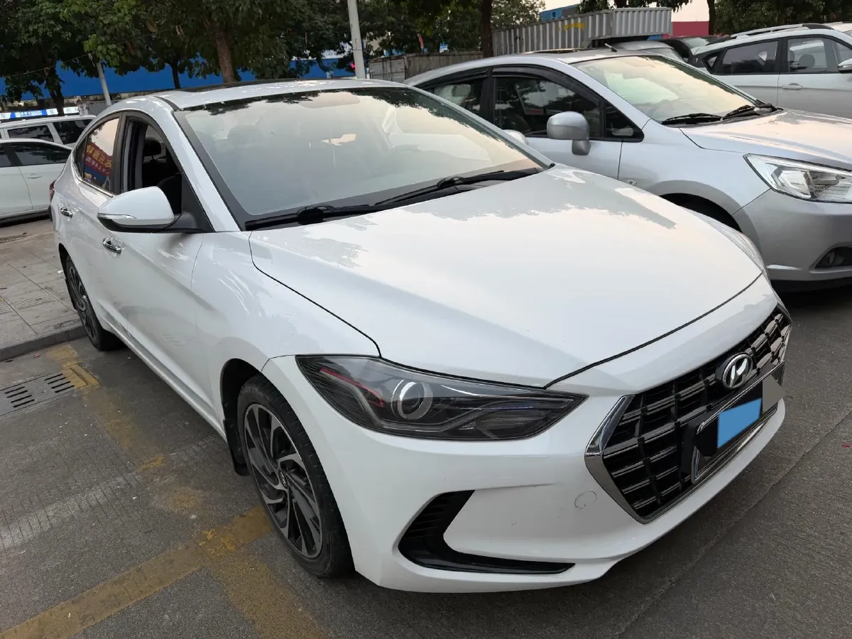 2020 Hyundai Elantra 1.5L 115HP L4 CVT,autocango,china used car exporter,china ev exporter,chinese used car exporter,chinese used ev exporter