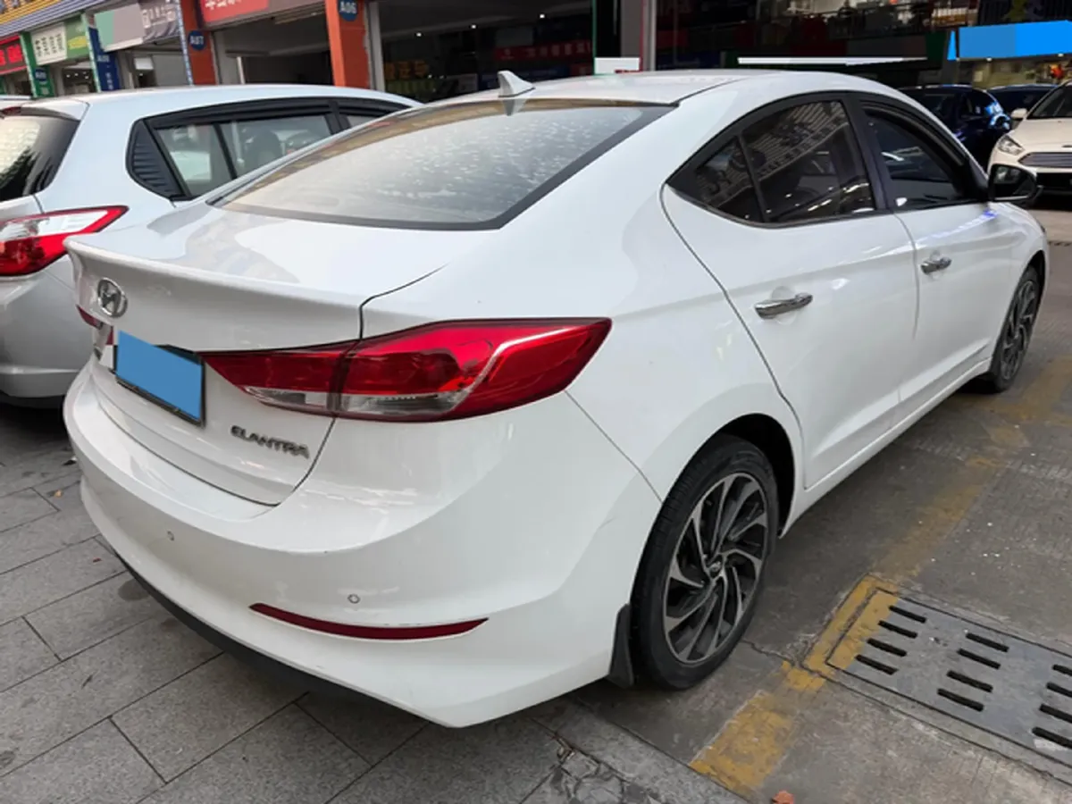 2020 Hyundai Elantra 1.5L 115HP L4 CVT,autocango,china used car exporter,china ev exporter,chinese used car exporter,chinese used ev exporter