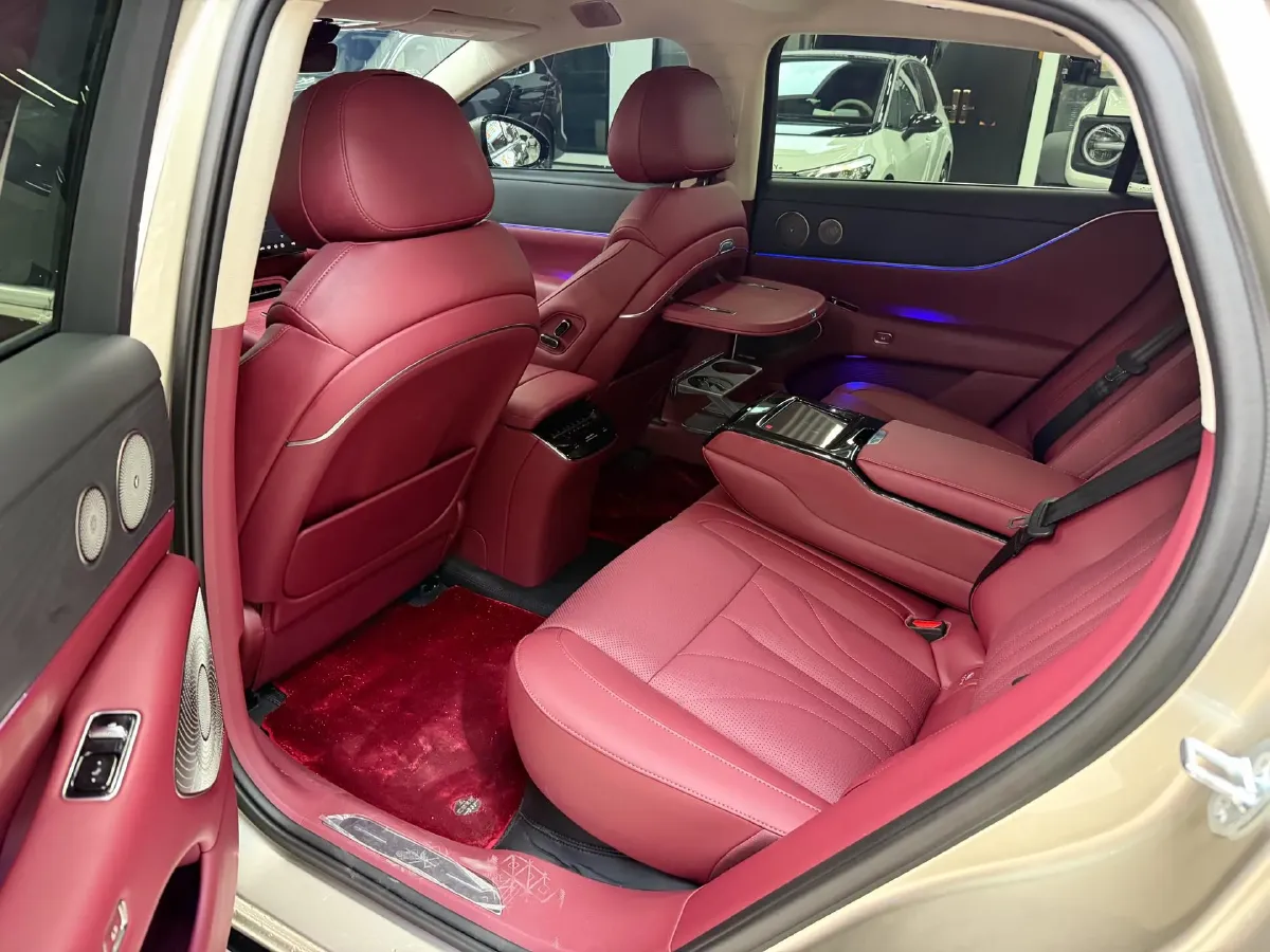 2026 Voyah ZhuiGuang L 1.5T 150HP L4 PHEV,autocango,china used car exporter,china ev exporter,chinese used car exporter,chinese used ev exporter