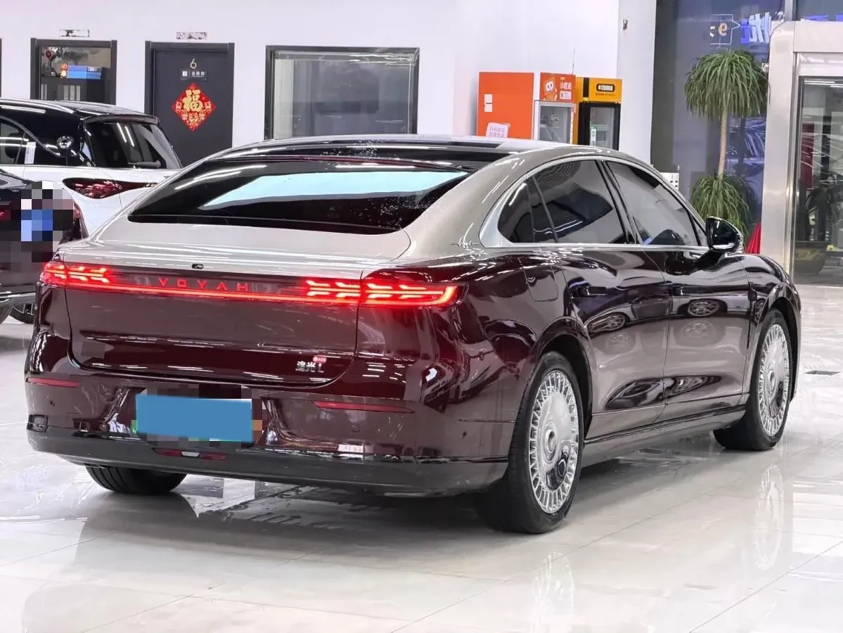 2026 Voyah ZhuiGuang L 1.5T 150HP L4 PHEV,autocango,china used car exporter,china ev exporter,chinese used car exporter,chinese used ev exporter