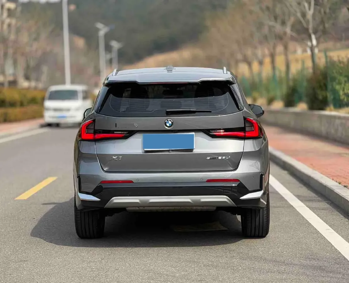 2023 BMW X1 1.5T 156HP L3 7DCT,autocango,china used car exporter,china ev exporter,chinese used car exporter,chinese used ev exporter