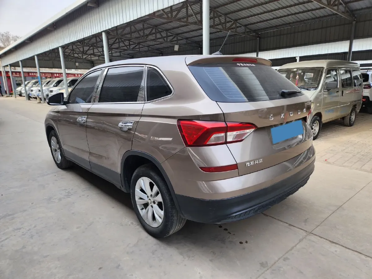2021 Skoda Kamiq 1.5L 112HP L4 6AT,autocango,china used car exporter,china ev exporter,chinese used car exporter,chinese used ev exporter