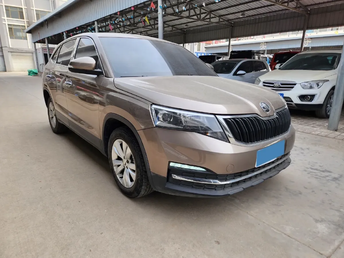 2021 Skoda Kamiq 1.5L 112HP L4 6AT,autocango,china used car exporter,china ev exporter,chinese used car exporter,chinese used ev exporter