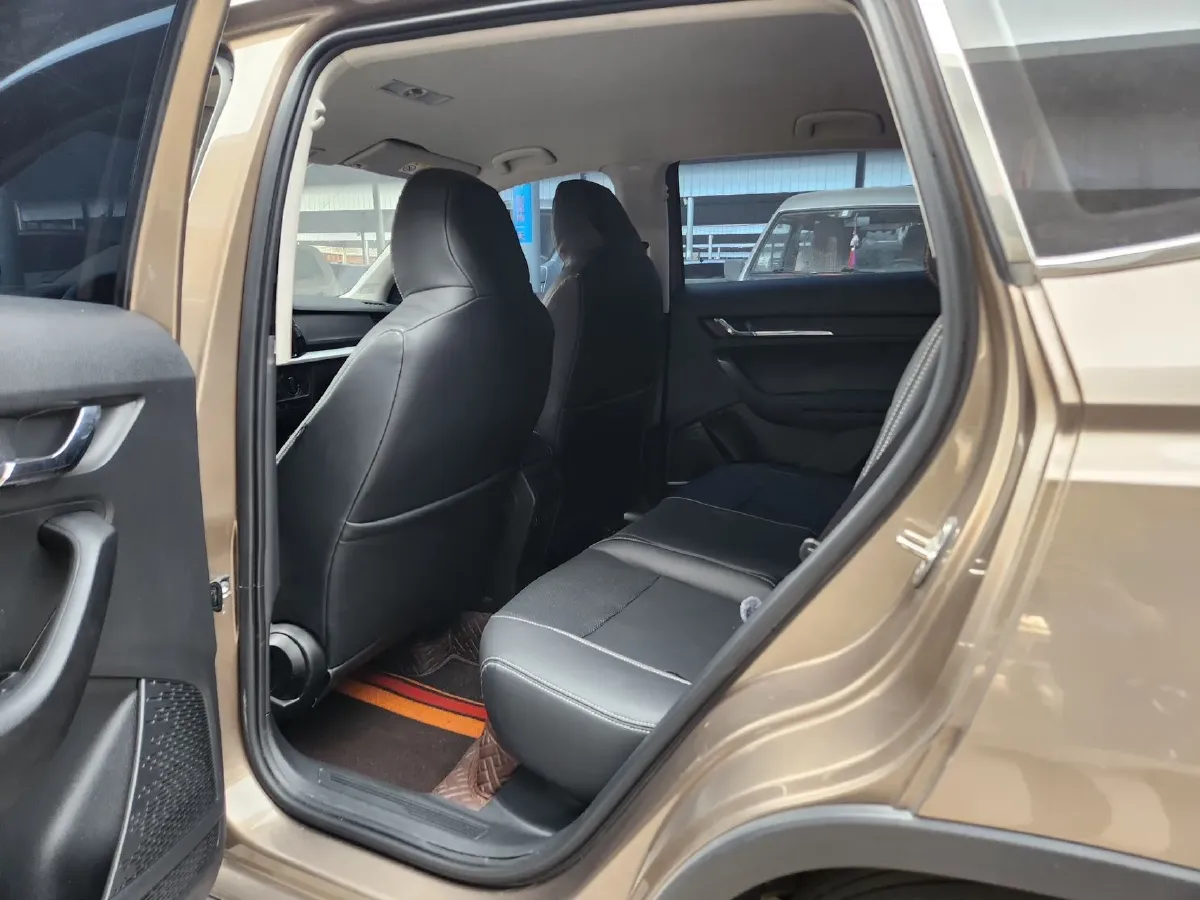 2021 Skoda Kamiq 1.5L 112HP L4 6AT,autocango,china used car exporter,china ev exporter,chinese used car exporter,chinese used ev exporter