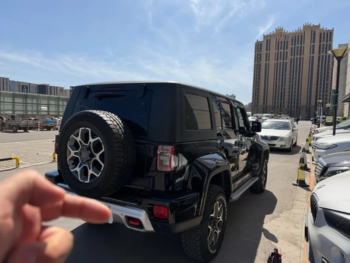 2018 Beijing BJ40 2.3T 250HP L4 6AT,autocango,china used car exporter,china ev exporter,chinese used car exporter,chinese used ev exporter