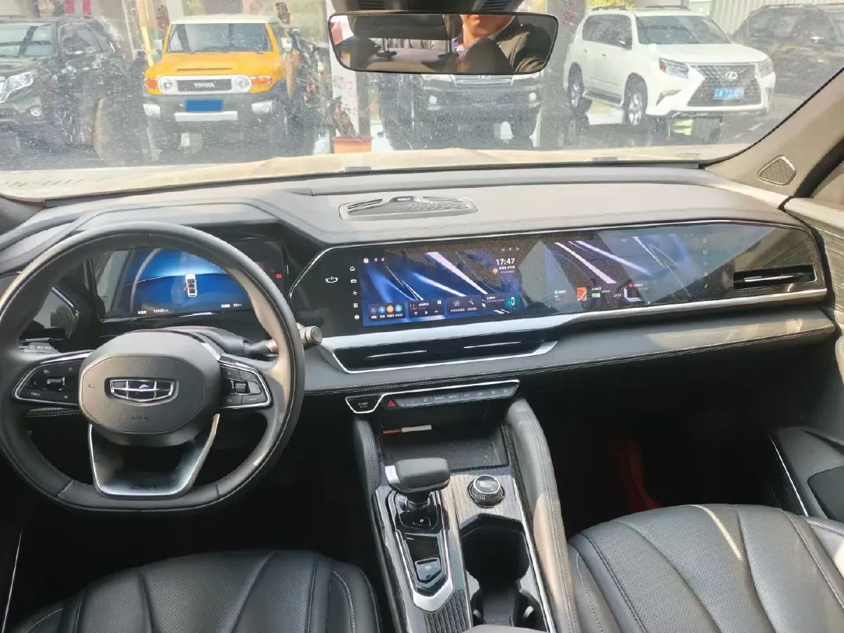 2024 Geely Monjaro 2.0T 218HP L4 7DCT,autocango,china used car exporter,china ev exporter,chinese used car exporter,chinese used ev exporter