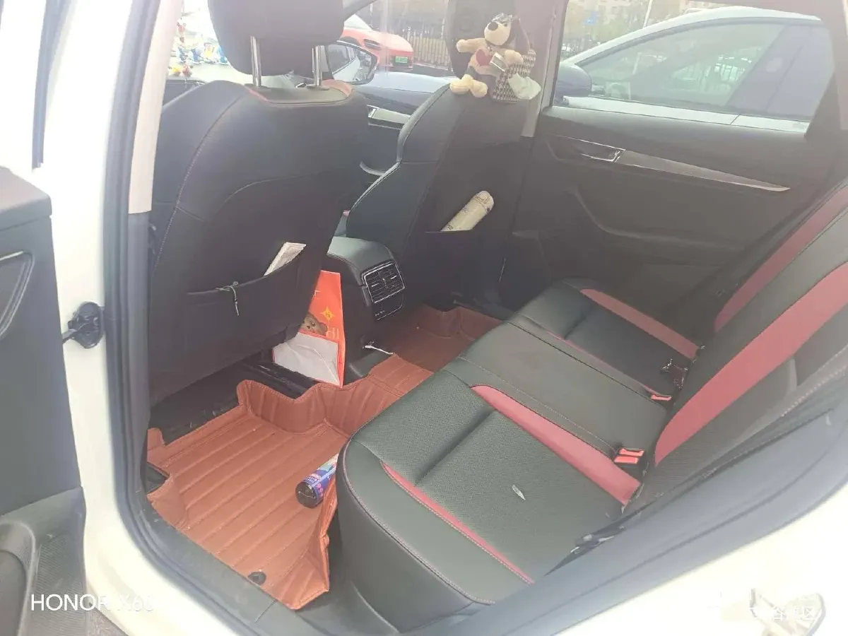 2023 Skoda Karoq 1.4T 150HP L4 7DCT,autocango,china used car exporter,china ev exporter,chinese used car exporter,chinese used ev exporter