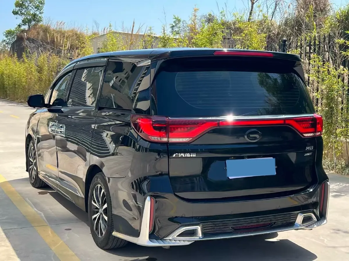 2021 GAC Trumpchi M8 2.0T 252HP L4 8AT,autocango,china used car exporter,china ev exporter,chinese used car exporter,chinese used ev exporter