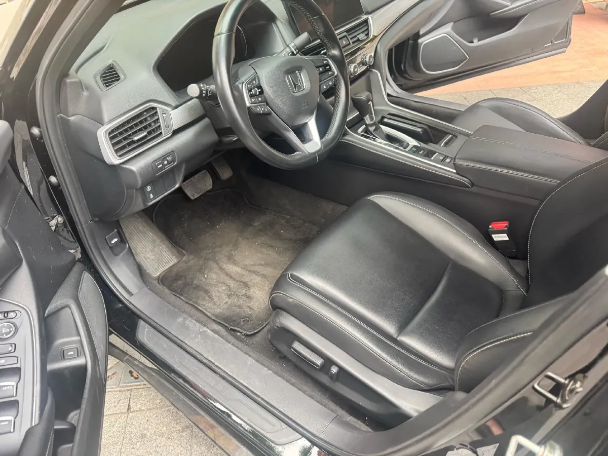 2022 Honda Inspire 1.5T 194HP L4 CVT,autocango,china used car exporter,china ev exporter,chinese used car exporter,chinese used ev exporter