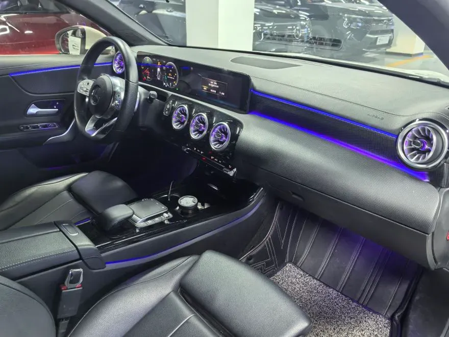 2022 Mercedes-Benz A Class 1.3T 163HP L4 7DCT,autocango,china used car exporter,china ev exporter,chinese used car exporter,chinese used ev exporter
