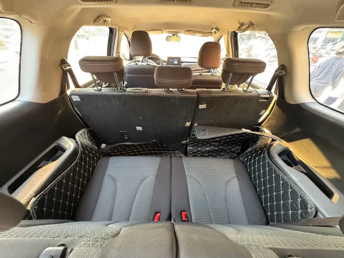 2019 BaoJun 730 1.5T 150HP L4 6MT,autocango,china used car exporter,china ev exporter,chinese used car exporter,chinese used ev exporter