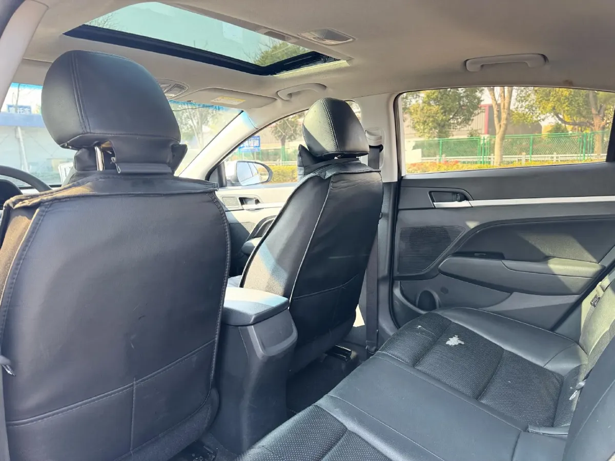 2016 Hyundai Elantra 1.6L 130HP L4 6AT,autocango,china used car exporter,china ev exporter,chinese used car exporter,chinese used ev exporter