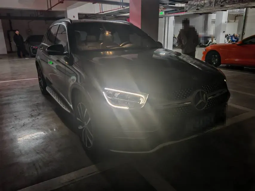 2020 Mercedes-Benz GLC Class 2.0T 258HP L4 9AT,autocango,china used car exporter,china ev exporter,chinese used car exporter,chinese used ev exporter