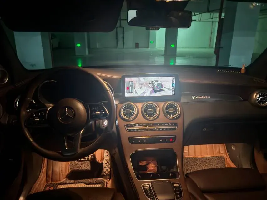 2020 Mercedes-Benz GLC Class 2.0T 258HP L4 9AT,autocango,china used car exporter,china ev exporter,chinese used car exporter,chinese used ev exporter