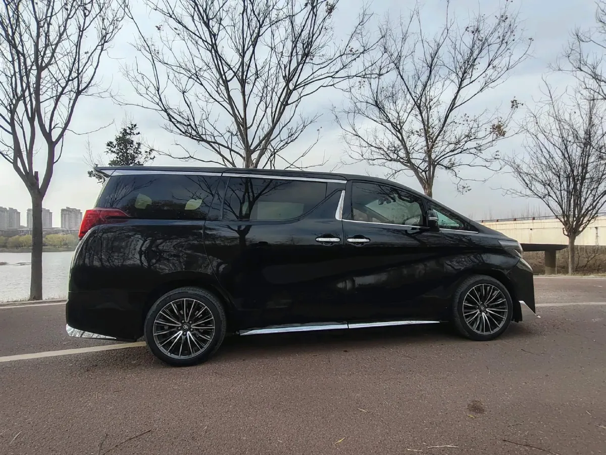 2018 Toyota Alphard 3.5L 301HP V6 8AT,autocango,china used car exporter,china ev exporter,chinese used car exporter,chinese used ev exporter