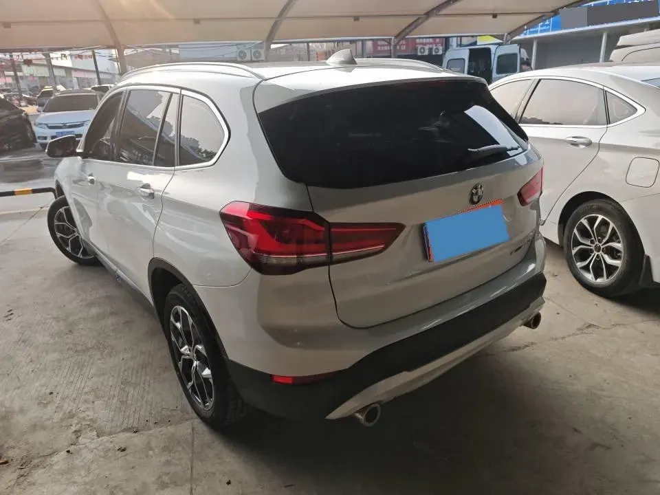 2022 BMW X1 2.0T 192HP L4 7DCT,autocango,china used car exporter,china ev exporter,chinese used car exporter,chinese used ev exporter