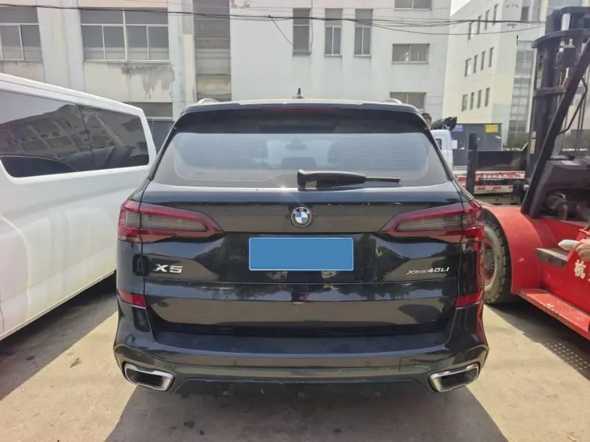 2022 BMW X5 2.0T 245HP L4 8AT,autocango,china used car exporter,china ev exporter,chinese used car exporter,chinese used ev exporter