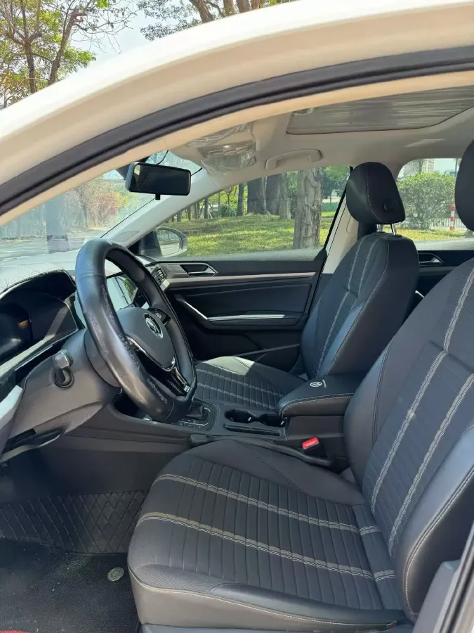 2022 Volkswagen Sagitar 1.2T 116HP L4 7DCT,autocango,china used car exporter,china ev exporter,chinese used car exporter,chinese used ev exporter
