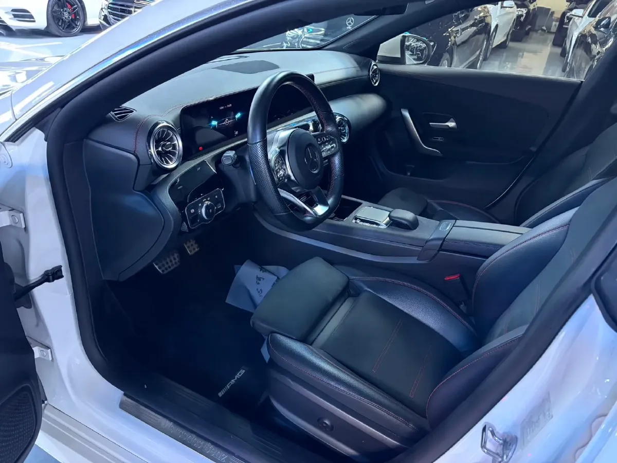 2021 Mercedes-Benz CLA Class 1.3T 163HP L4 7DCT,autocango,china used car exporter,china ev exporter,chinese used car exporter,chinese used ev exporter