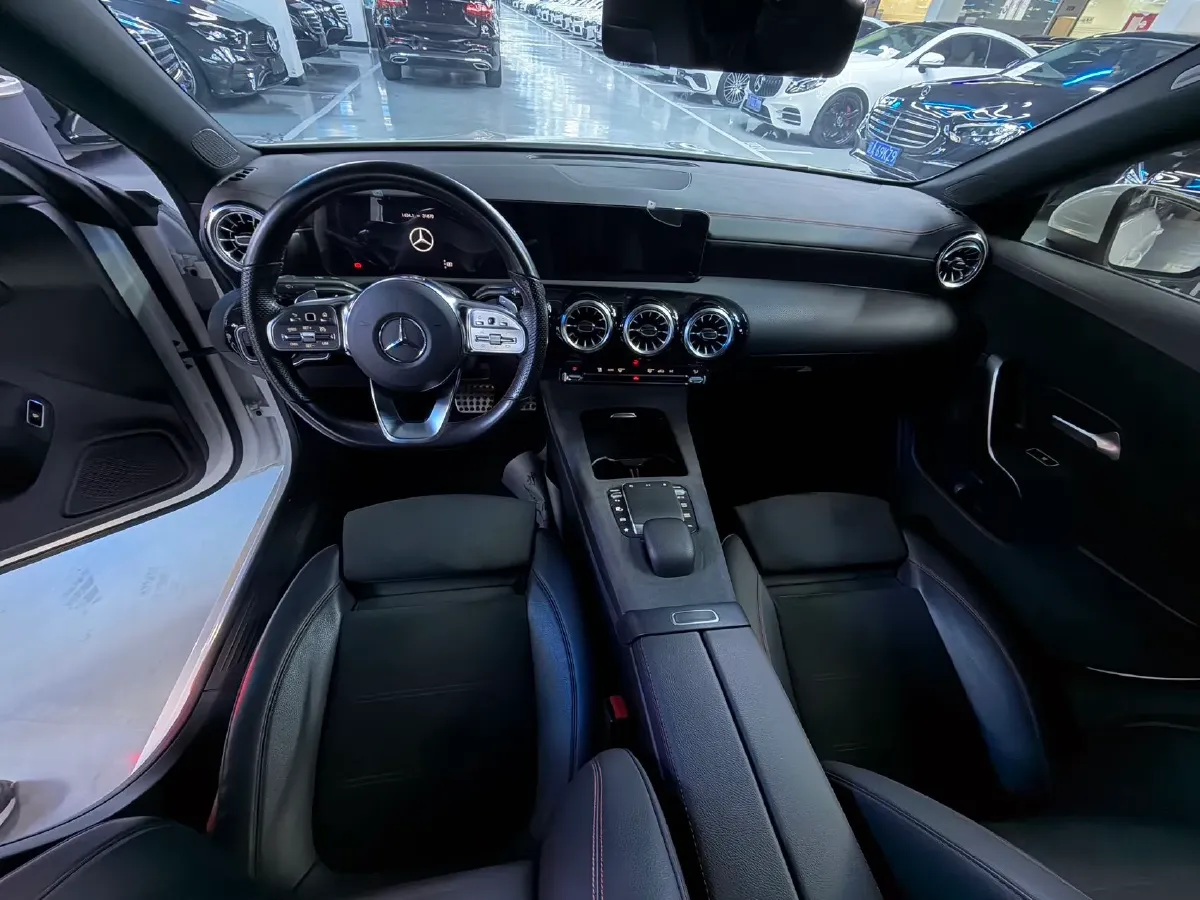 2021 Mercedes-Benz CLA Class 1.3T 163HP L4 7DCT,autocango,china used car exporter,china ev exporter,chinese used car exporter,chinese used ev exporter