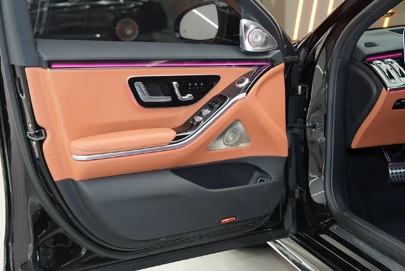 2023 Mercedes-Benz S Class 2.5T 367HP L6 9AT,autocango,china used car exporter,china ev exporter,chinese used car exporter,chinese used ev exporter