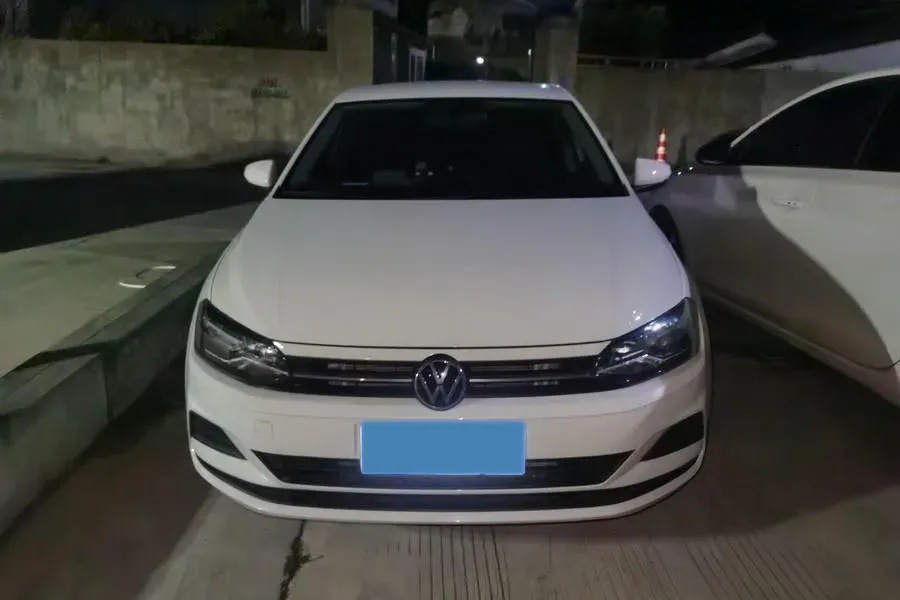 2023 Volkswagen Polo 1.5L 110HP L4 6AT,autocango,china used car exporter,china ev exporter,chinese used car exporter,chinese used ev exporter