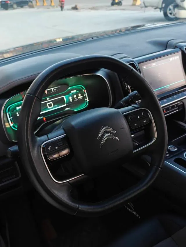 2017 Citroen C5 Aircross 1.6T 167HP L4 6AT,autocango,china used car exporter,china ev exporter,chinese used car exporter,chinese used ev exporter