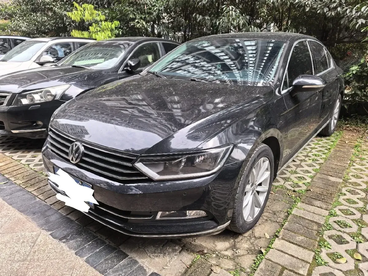 2018 Volkswagen Magotan 1.8T 180HP L4 7DCT,autocango,china used car exporter,china ev exporter,chinese used car exporter,chinese used ev exporter