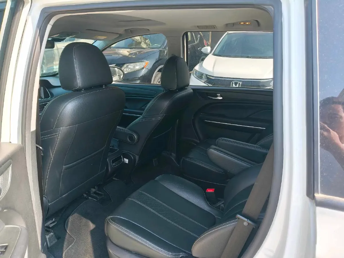 2021 GAC Trumpchi M6 1.5T 169HP L4 7DCT,autocango,china used car exporter,china ev exporter,chinese used car exporter,chinese used ev exporter