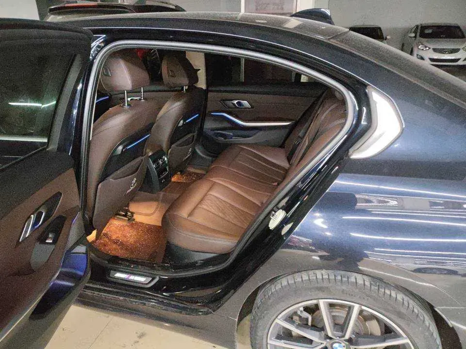 2022 BMW 3 Series 2.0T 184HP L4 8AT,autocango,china used car exporter,china ev exporter,chinese used car exporter,chinese used ev exporter