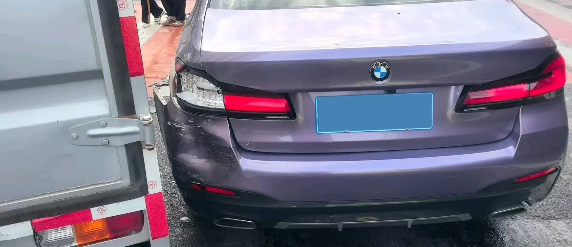 2021 BMW 5 Series 2.0T 184HP L4 8AT,autocango,china used car exporter,china ev exporter,chinese used car exporter,chinese used ev exporter