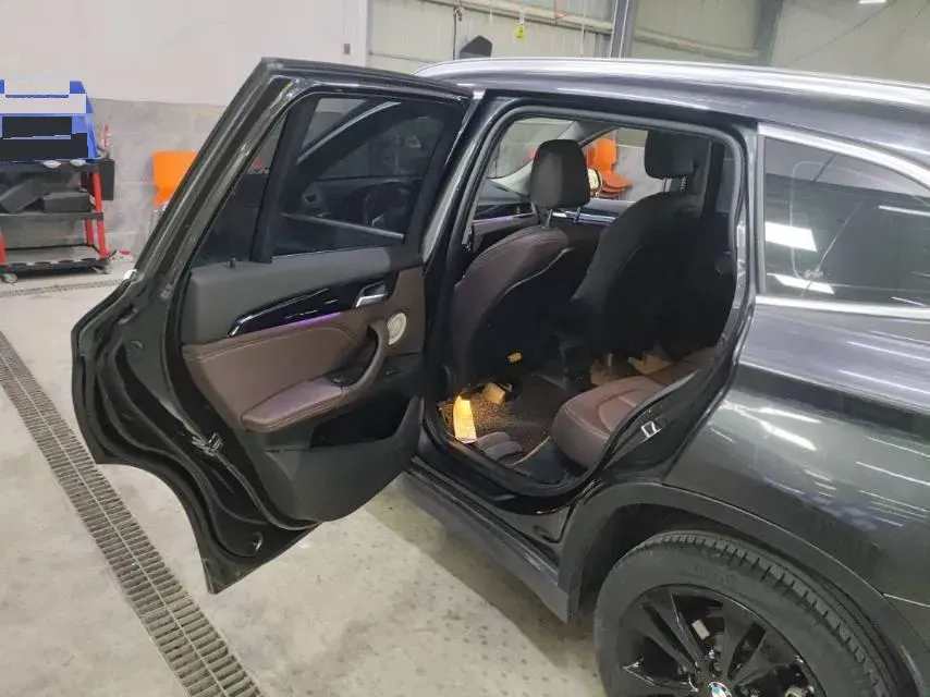 2021 BMW X1 1.5T 140HP L3 7DCT,autocango,china used car exporter,china ev exporter,chinese used car exporter,chinese used ev exporter