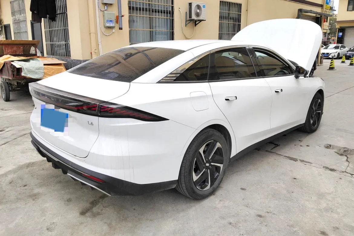 2023 Geely Galaxy L6 1.5T 163HP L4 3DHT PHEV,autocango,china used car exporter,china ev exporter,chinese used car exporter,chinese used ev exporter