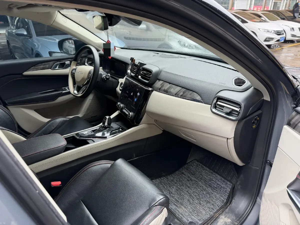 2018 Toyota C-HR 2.0L 171HP L4 CVT,autocango,china used car exporter,china ev exporter,chinese used car exporter,chinese used ev exporter