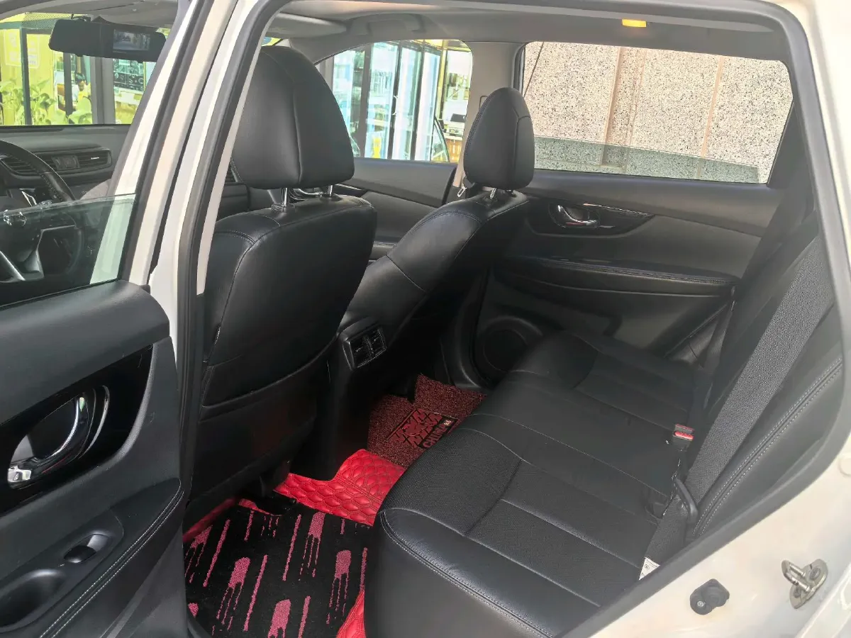 2020 Nissan X-Trail 2.0L 154HP L4 CVT,autocango,china used car exporter,china ev exporter,chinese used car exporter,chinese used ev exporter