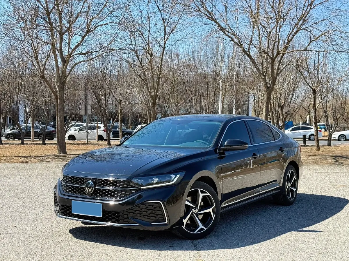 2024 Volkswagen Passat 2.0T 186HP L4 7DCT,autocango,china used car exporter,china ev exporter,chinese used car exporter,chinese used ev exporter