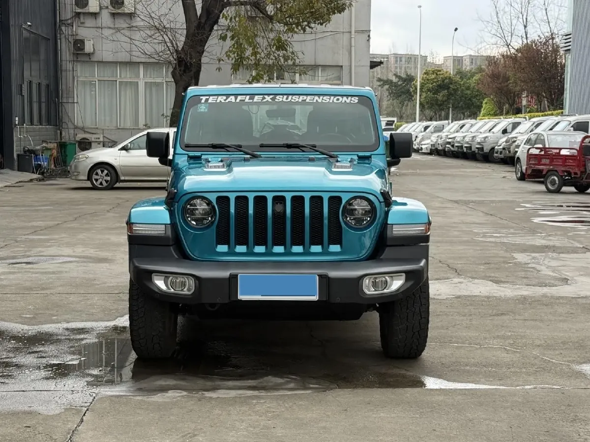 2019 Jeep Wrangler 2.0T 266HP L4 8AT,autocango,china used car exporter,china ev exporter,chinese used car exporter,chinese used ev exporter