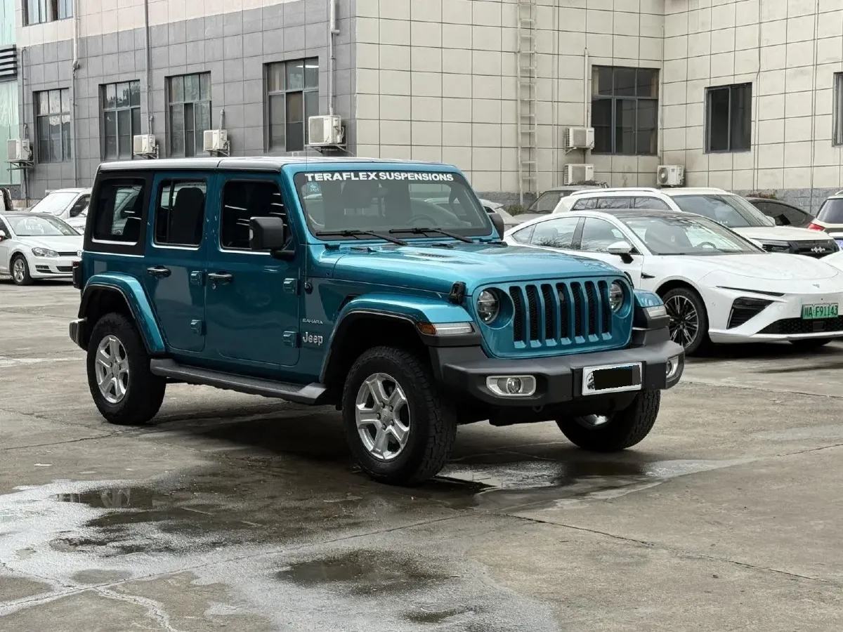 2019 Jeep Wrangler 2.0T 266HP L4 8AT,autocango,china used car exporter,china ev exporter,chinese used car exporter,chinese used ev exporter