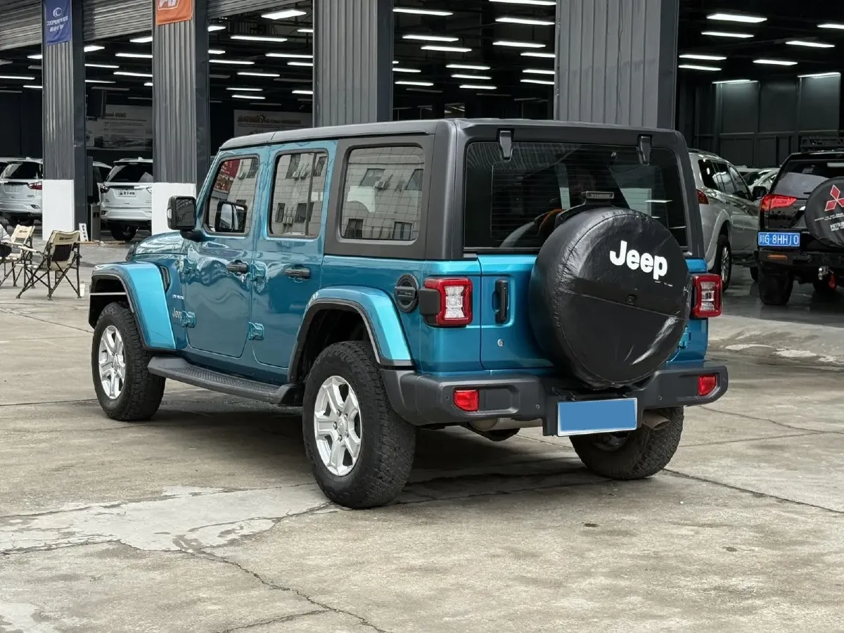 2019 Jeep Wrangler 2.0T 266HP L4 8AT,autocango,china used car exporter,china ev exporter,chinese used car exporter,chinese used ev exporter