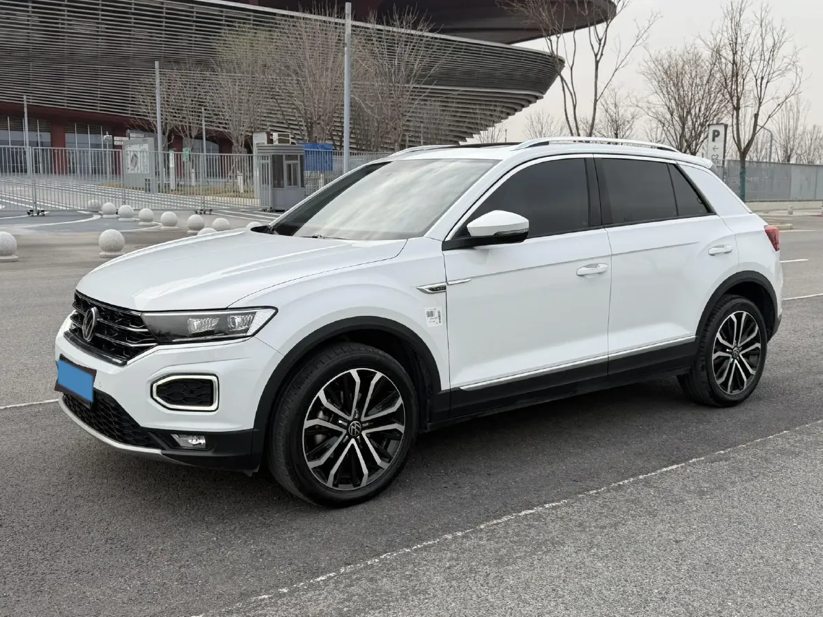 2022 Volkswagen T-Roc 1.4T 150HP L4 7DCT,autocango,china used car exporter,china ev exporter,chinese used car exporter,chinese used ev exporter