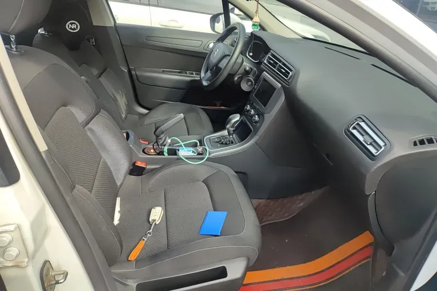 2018 Citroen C4 C-Quatre 1.6L 117HP L4 6AT,autocango,china used car exporter,china ev exporter,chinese used car exporter,chinese used ev exporter