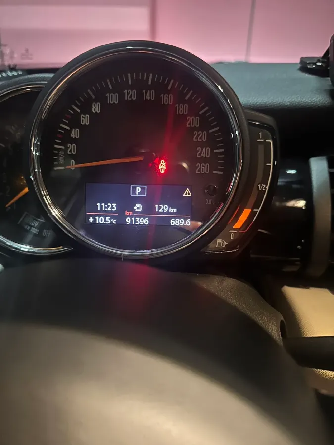 2019 MINI MINI 1.5T 102HP L3 7DCT,autocango,china used car exporter,china ev exporter,chinese used car exporter,chinese used ev exporter